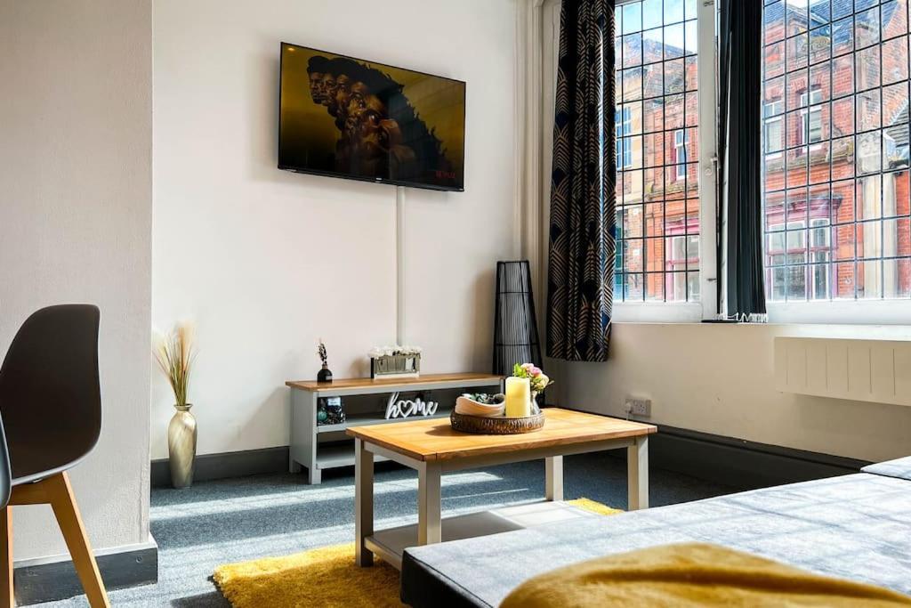 Apartment In Centre Leicester